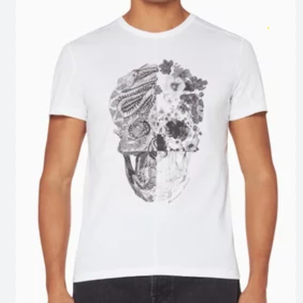 Alexander McQueen White Short Sleeve Tee with Black Graphic Skull